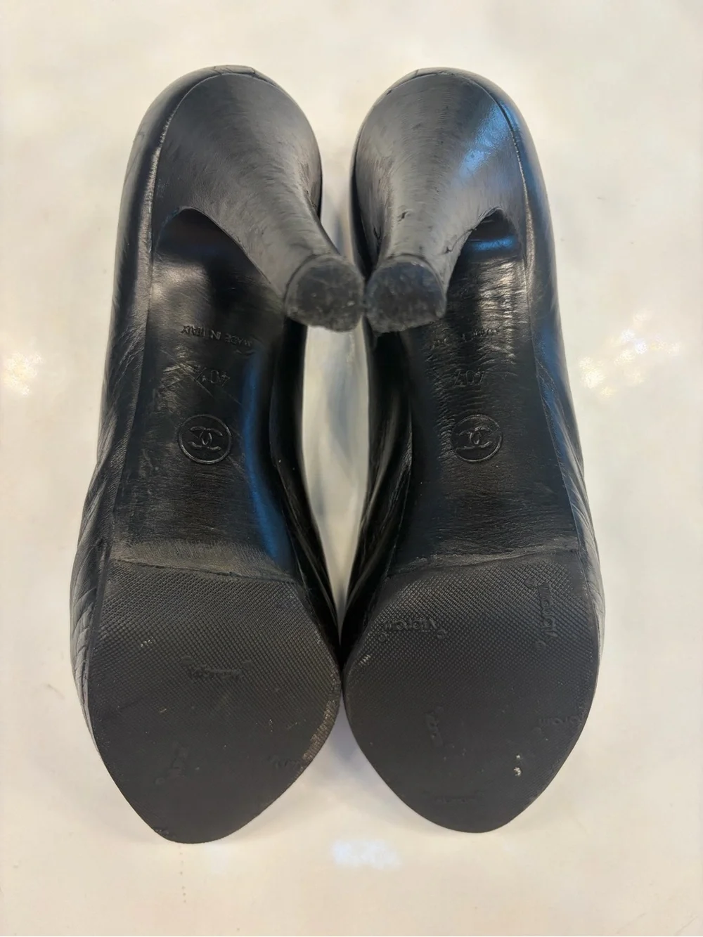 CHANEL Black Leather Peep-Toe Pumps with Gold CC Accent - Picture 7 of 8